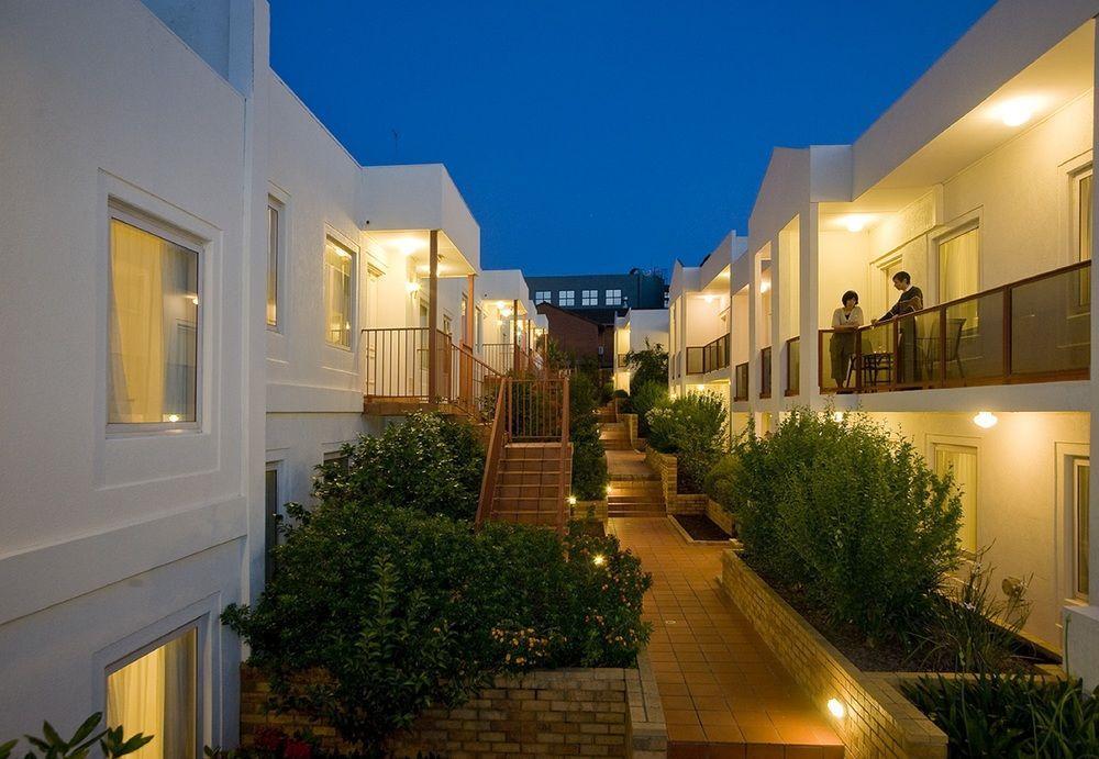 Hawthorn Gardens Serviced Apartments Мельбурн Экстерьер фото